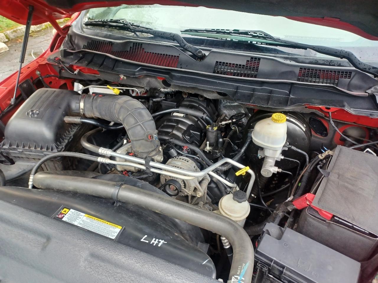 RAM 1500 ST Quad Cab 4WD 2012