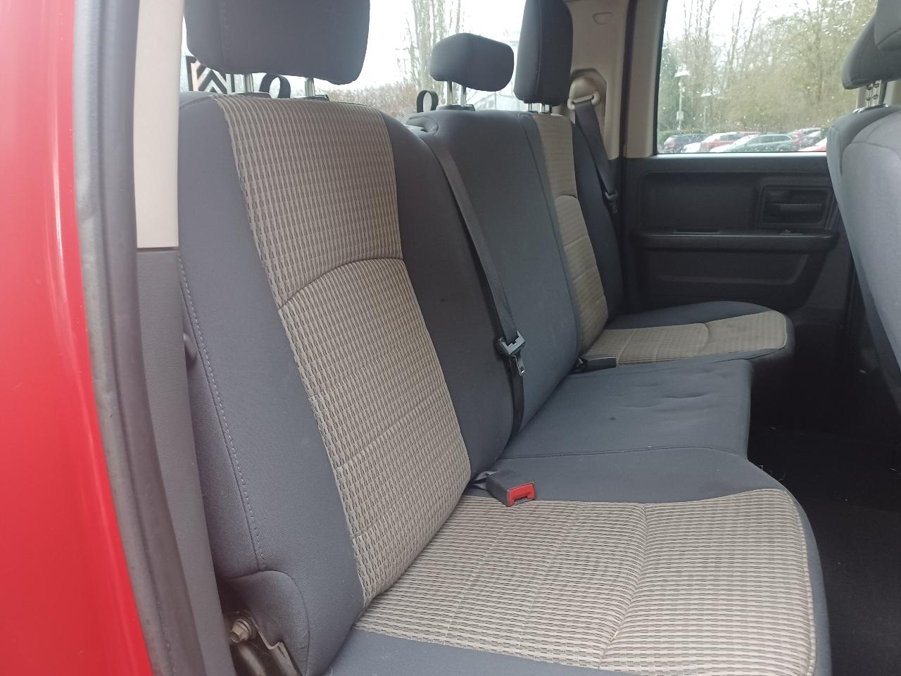 RAM 1500 ST Quad Cab 4WD 2012