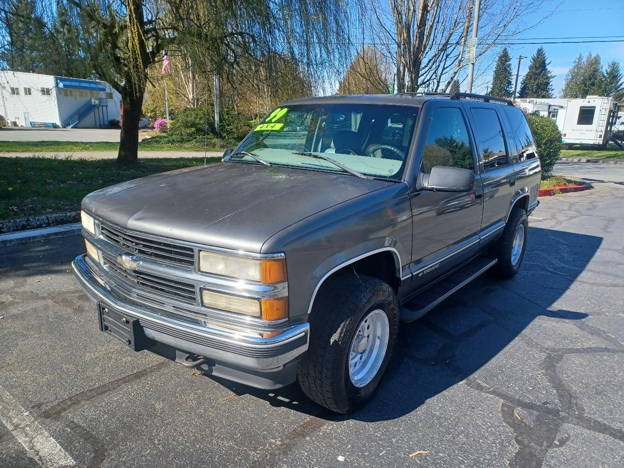 Chevrolet Tahoe 4-Door 4WD 1999