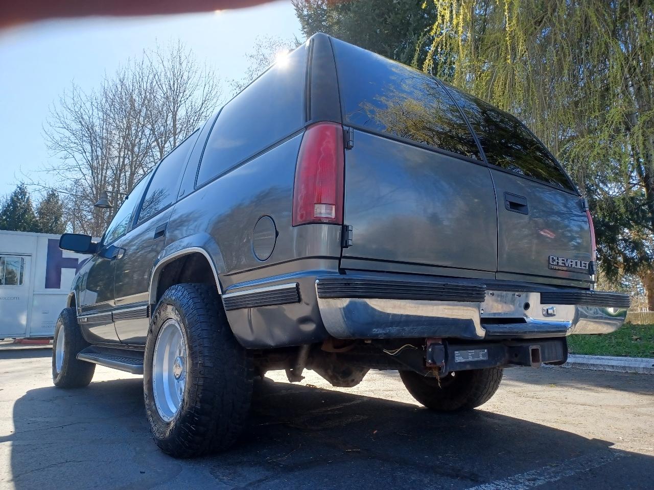 Chevrolet Tahoe 4-Door 4WD 1999