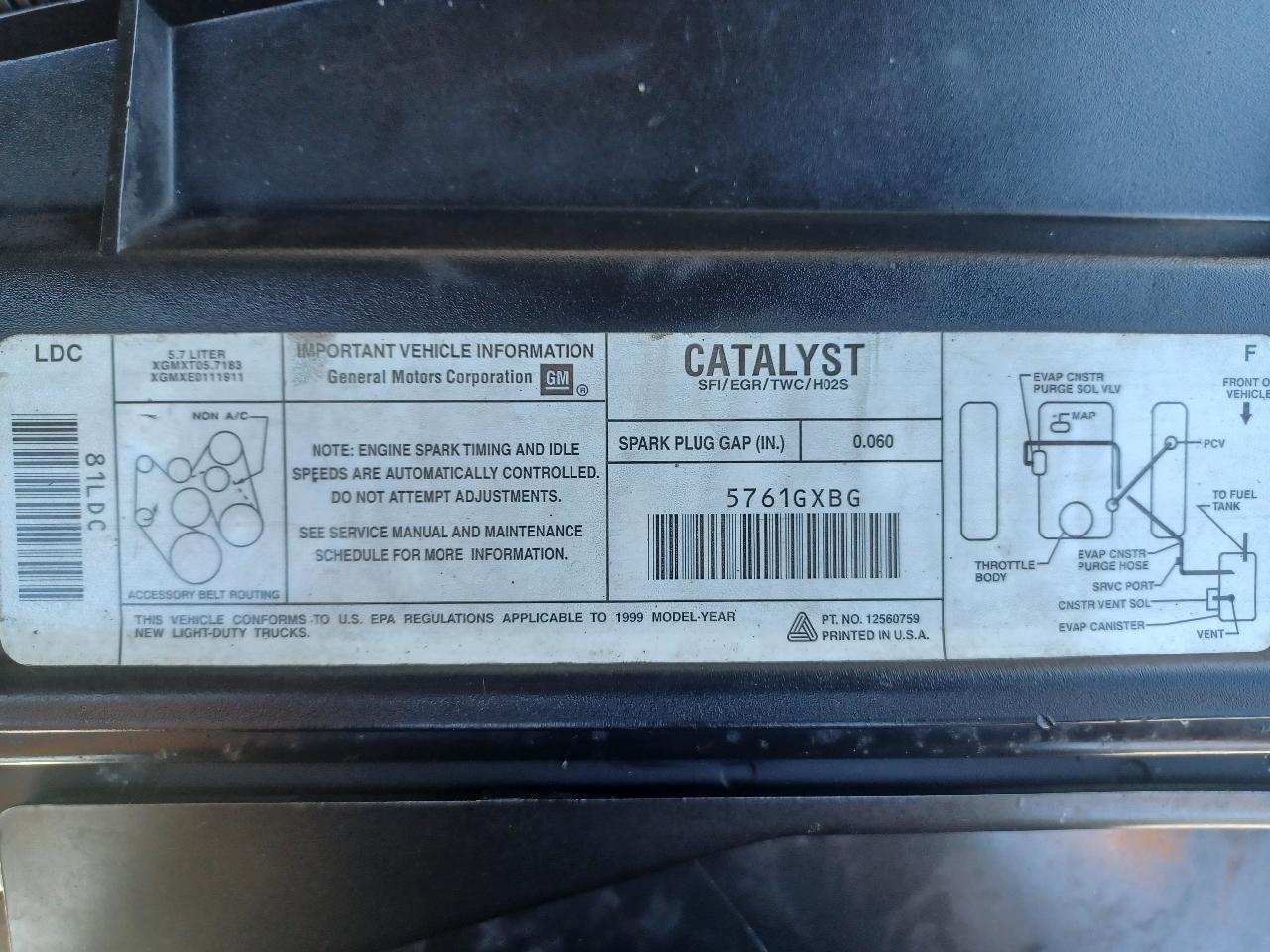 Chevrolet Tahoe 4-Door 4WD 1999