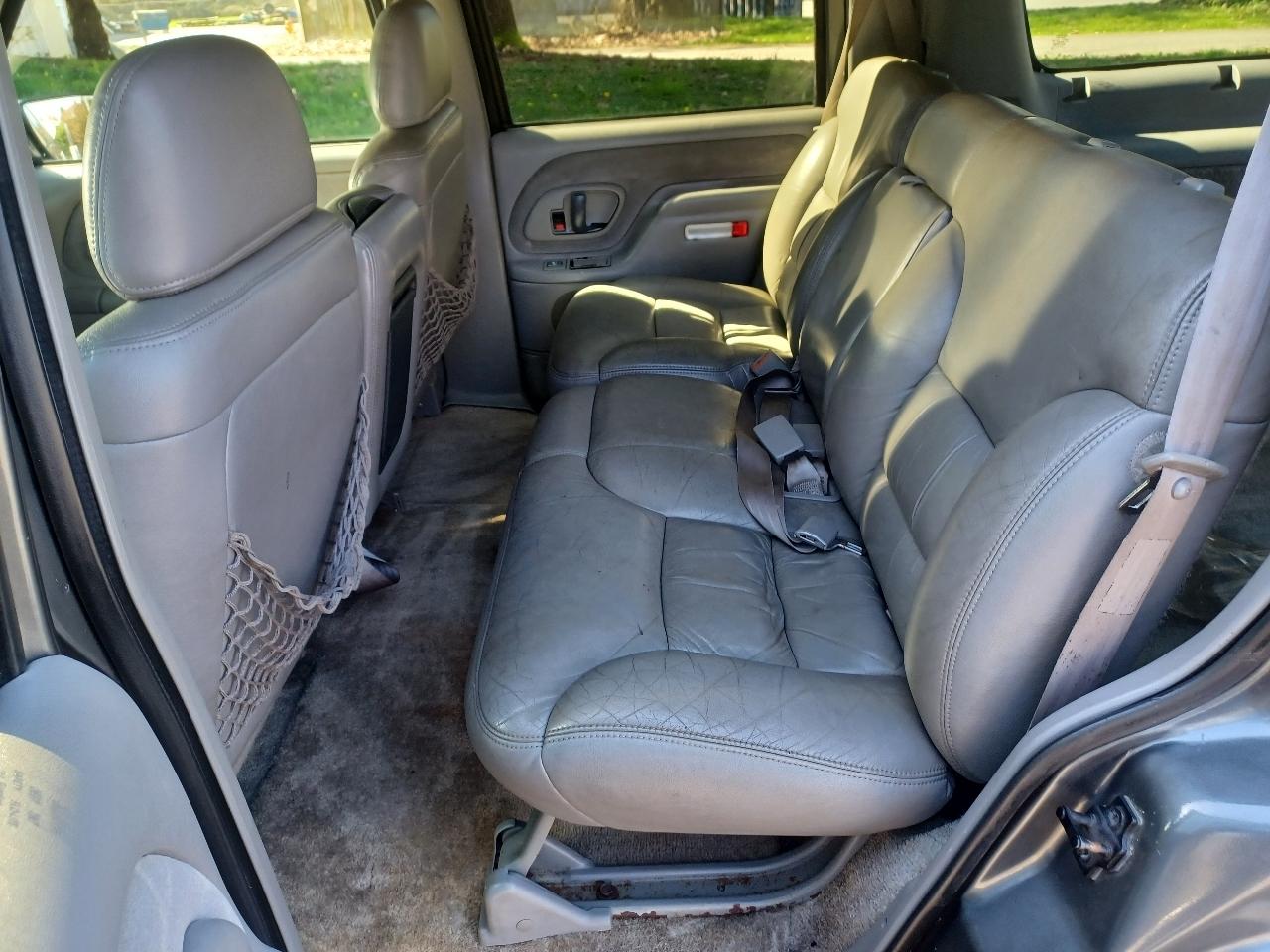 Chevrolet Tahoe 4-Door 4WD 1999