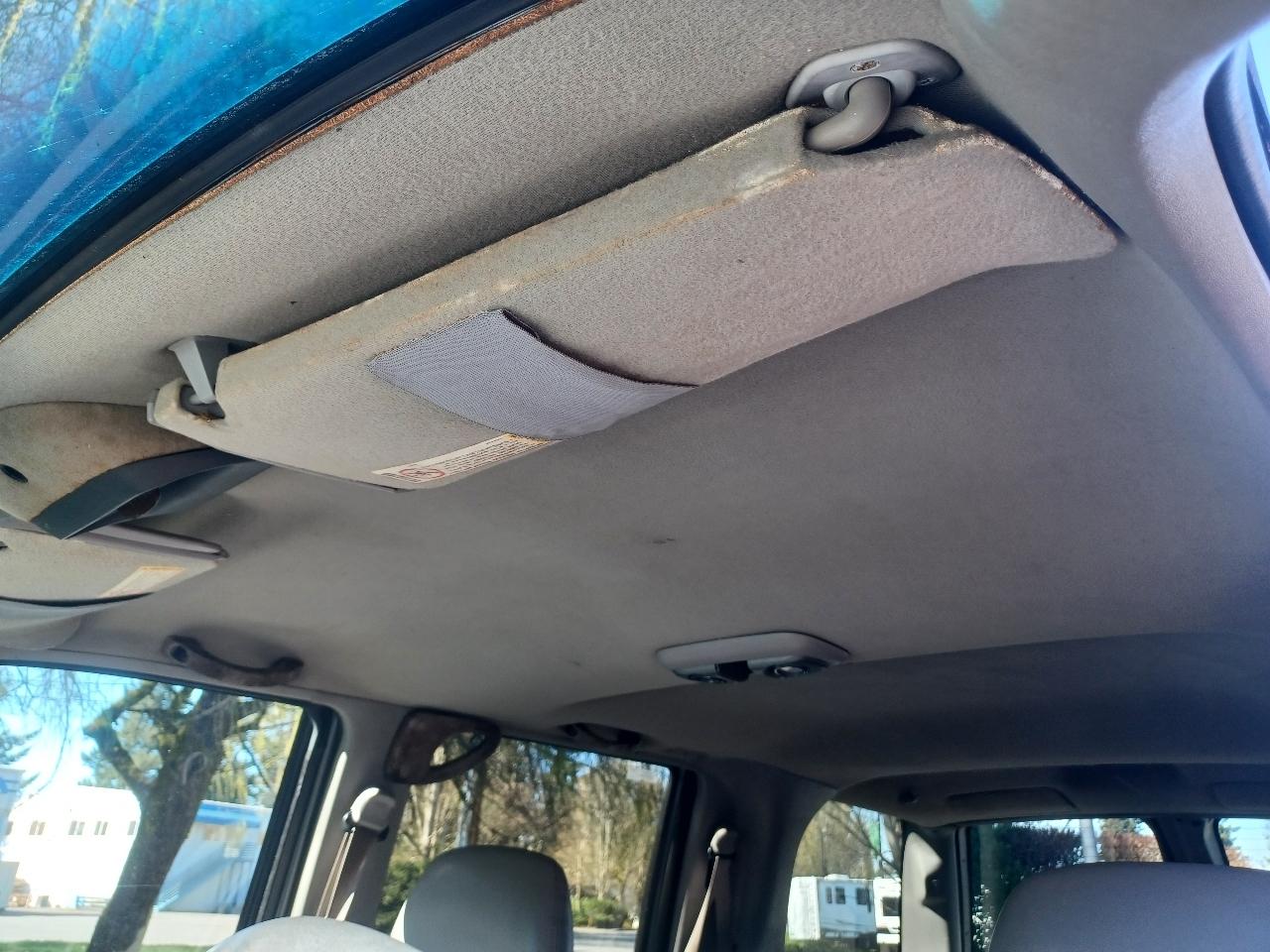 Chevrolet Tahoe 4-Door 4WD 1999