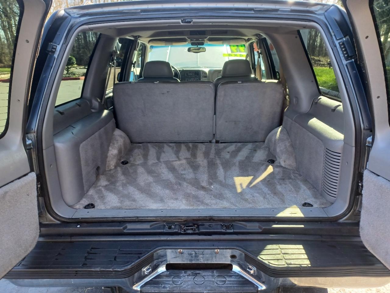 Chevrolet Tahoe 4-Door 4WD 1999