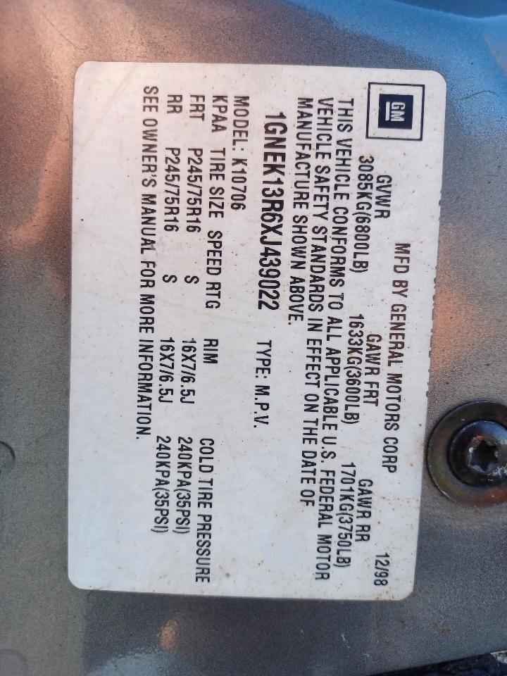 Chevrolet Tahoe 4-Door 4WD 1999