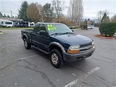 2003 Chevrolet S10 Pickup 