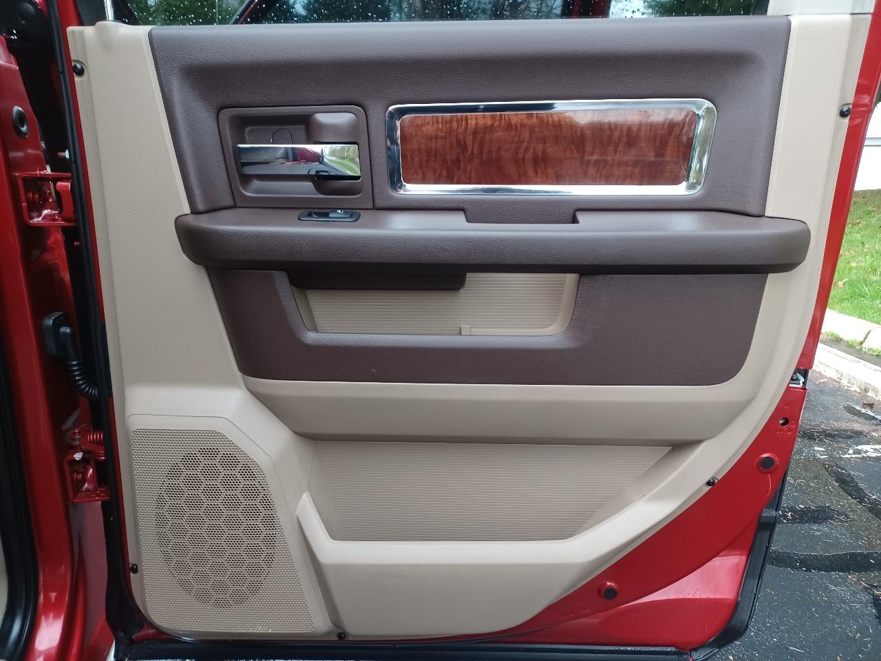 Dodge Ram 1500 SLT Crew Cab 4WD 2009