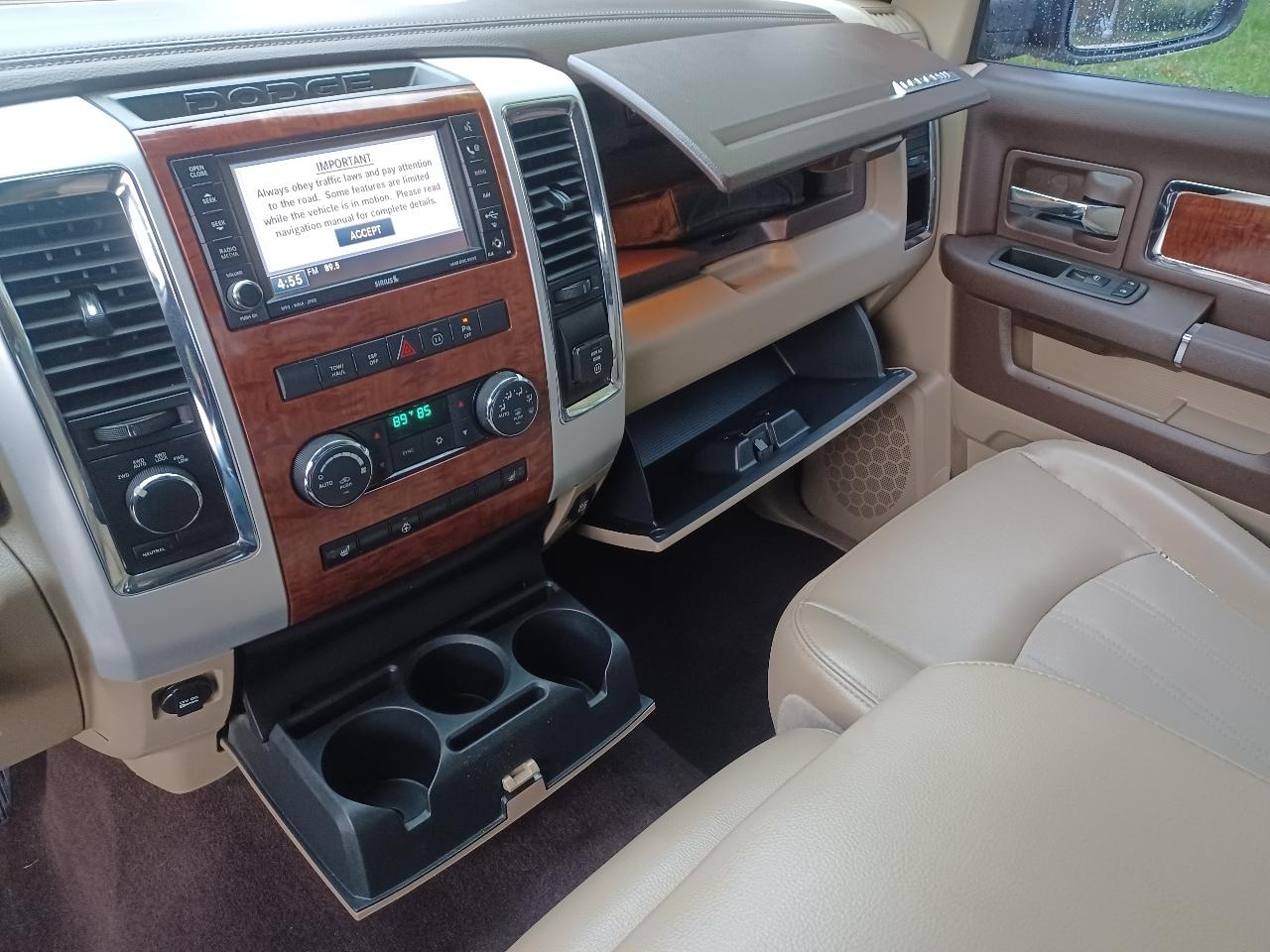 Dodge Ram 1500 SLT Crew Cab 4WD 2009