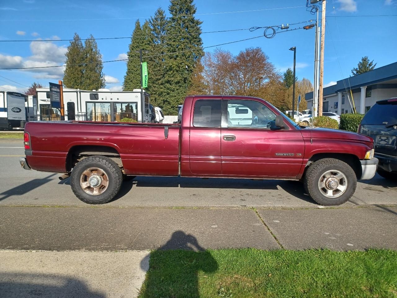 Dodge Ram 2500 Quad Cab Short Bed 2WD 2001