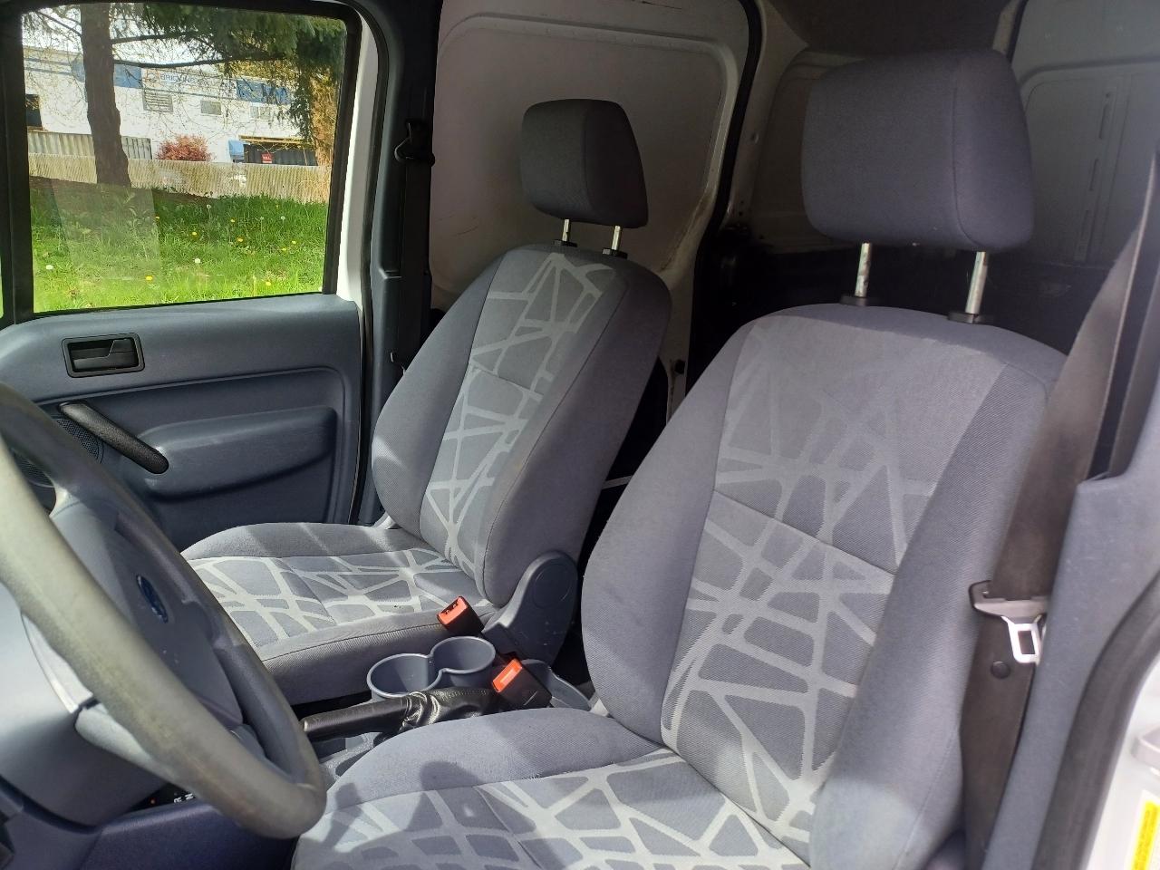 Ford Transit Connect XL with Rear Door Glass 2013