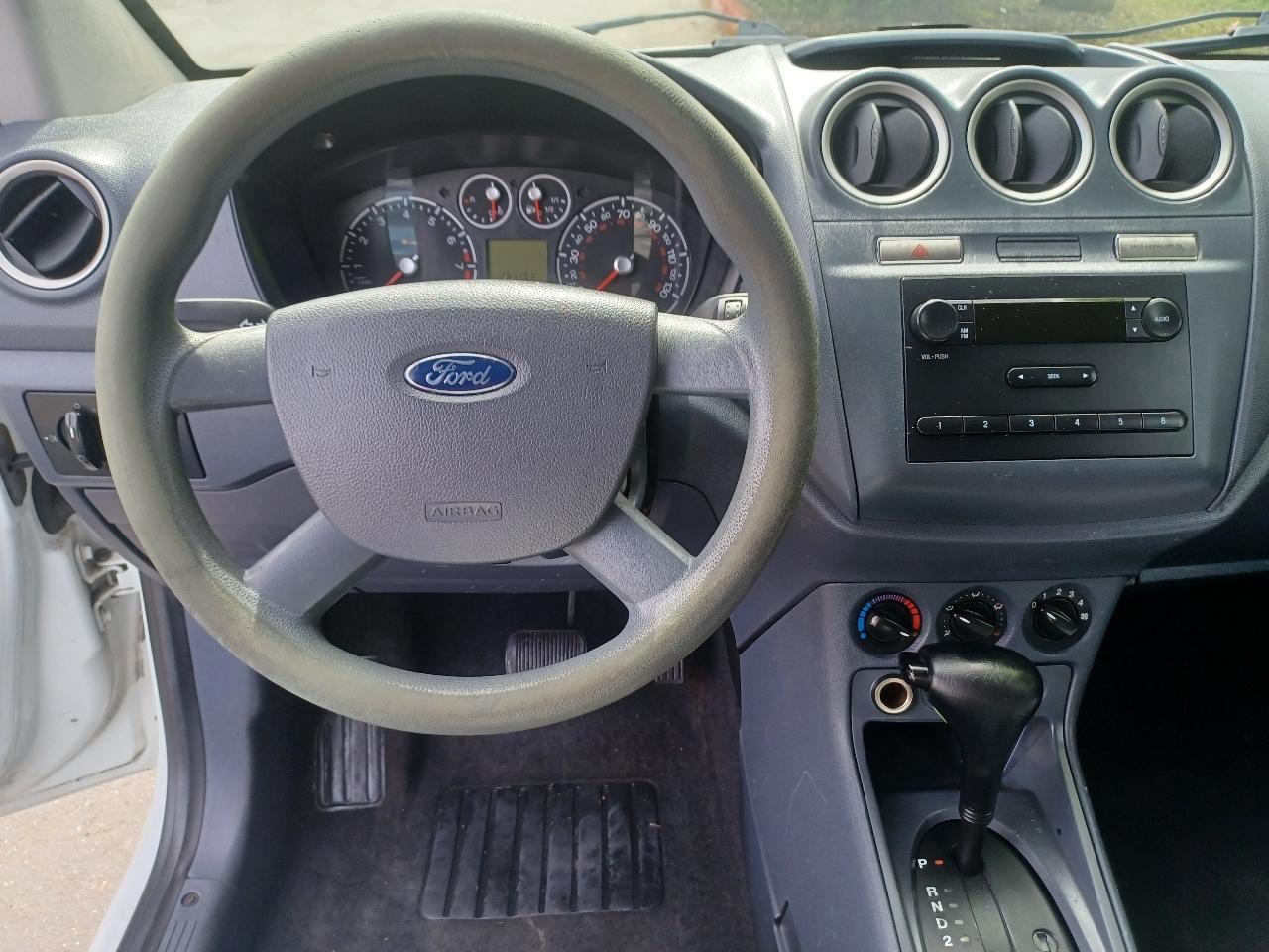 Ford Transit Connect XL with Rear Door Glass 2013