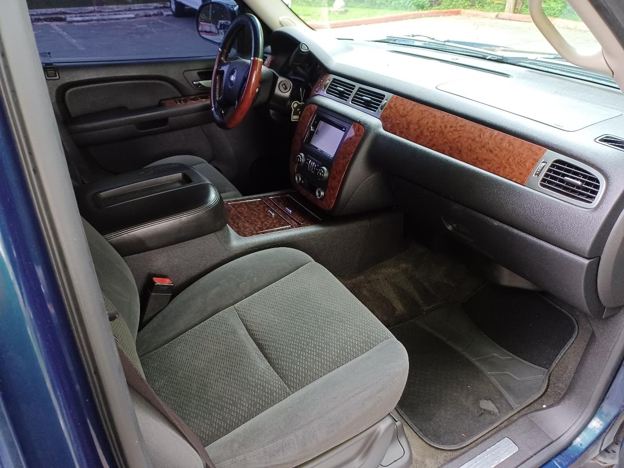 Chevrolet Suburban LT2 1500 4WD 2007