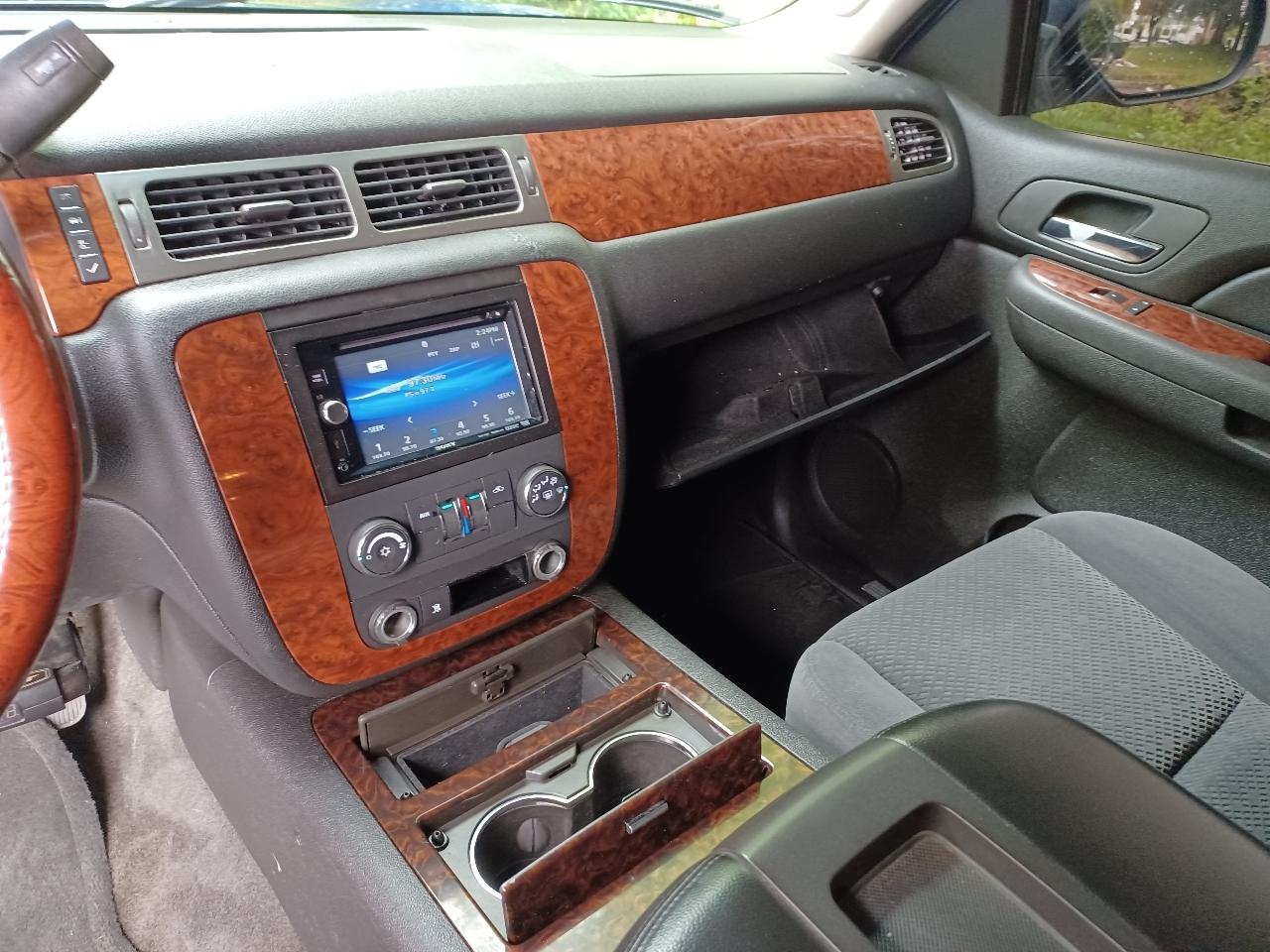 Chevrolet Suburban LT2 1500 4WD 2007