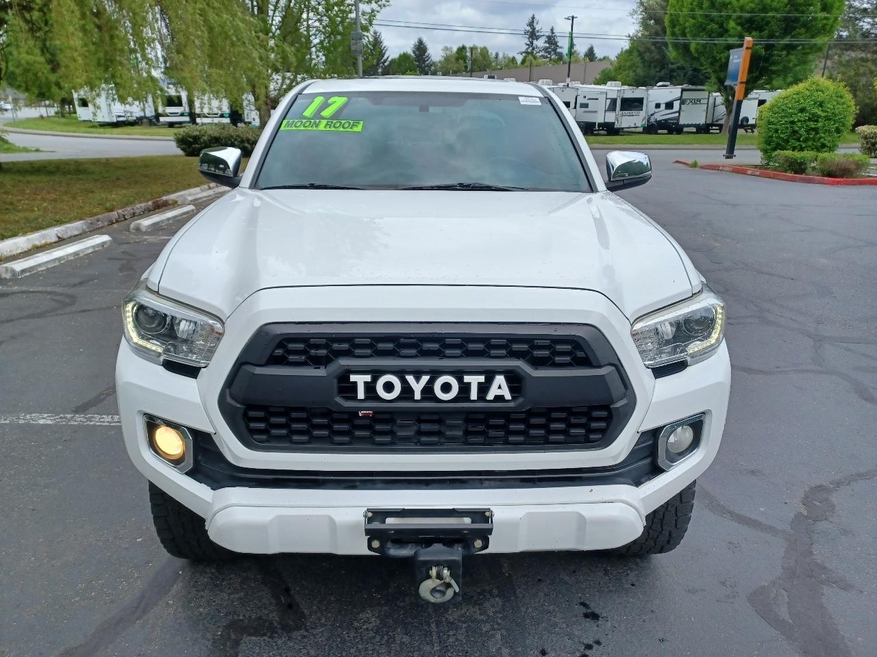 Toyota Tacoma Limited Double Cab V6 6AT 4WD 2017