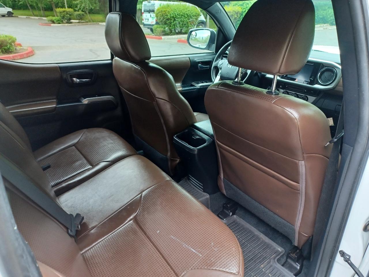 Toyota Tacoma Limited Double Cab V6 6AT 4WD 2017