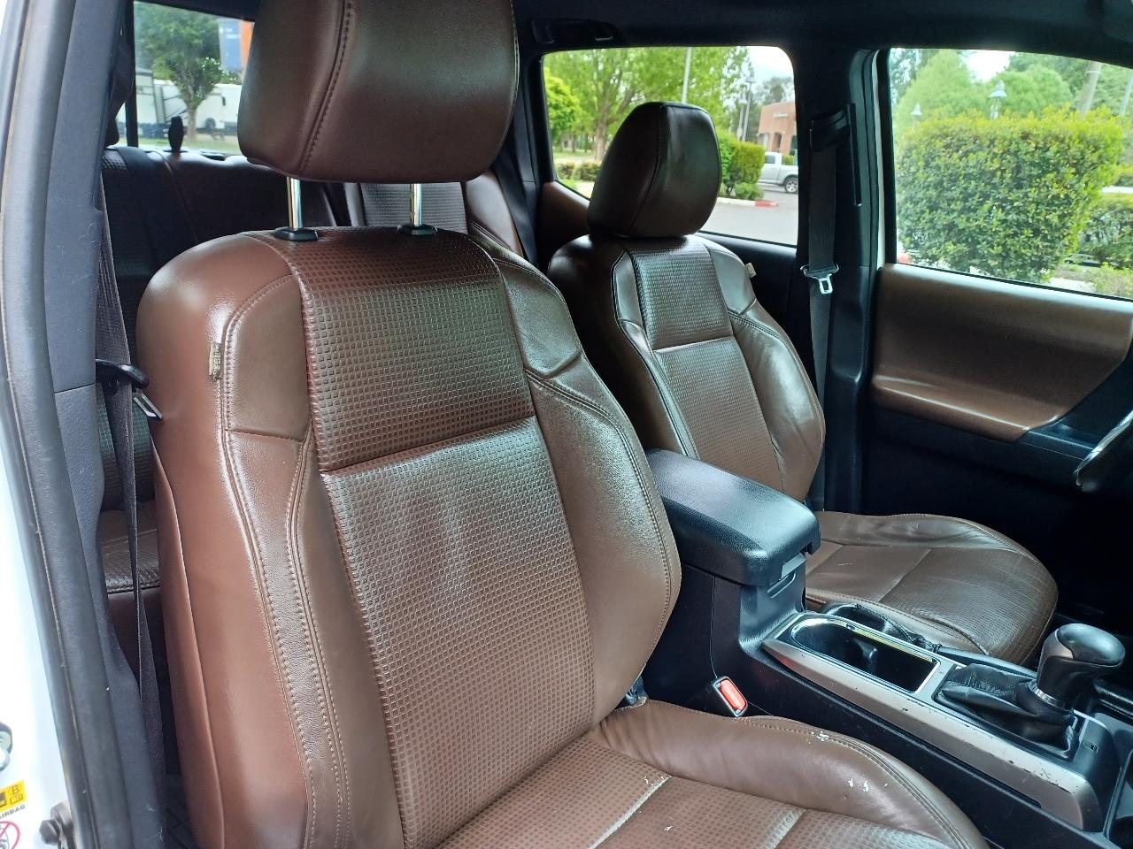 Toyota Tacoma Limited Double Cab V6 6AT 4WD 2017