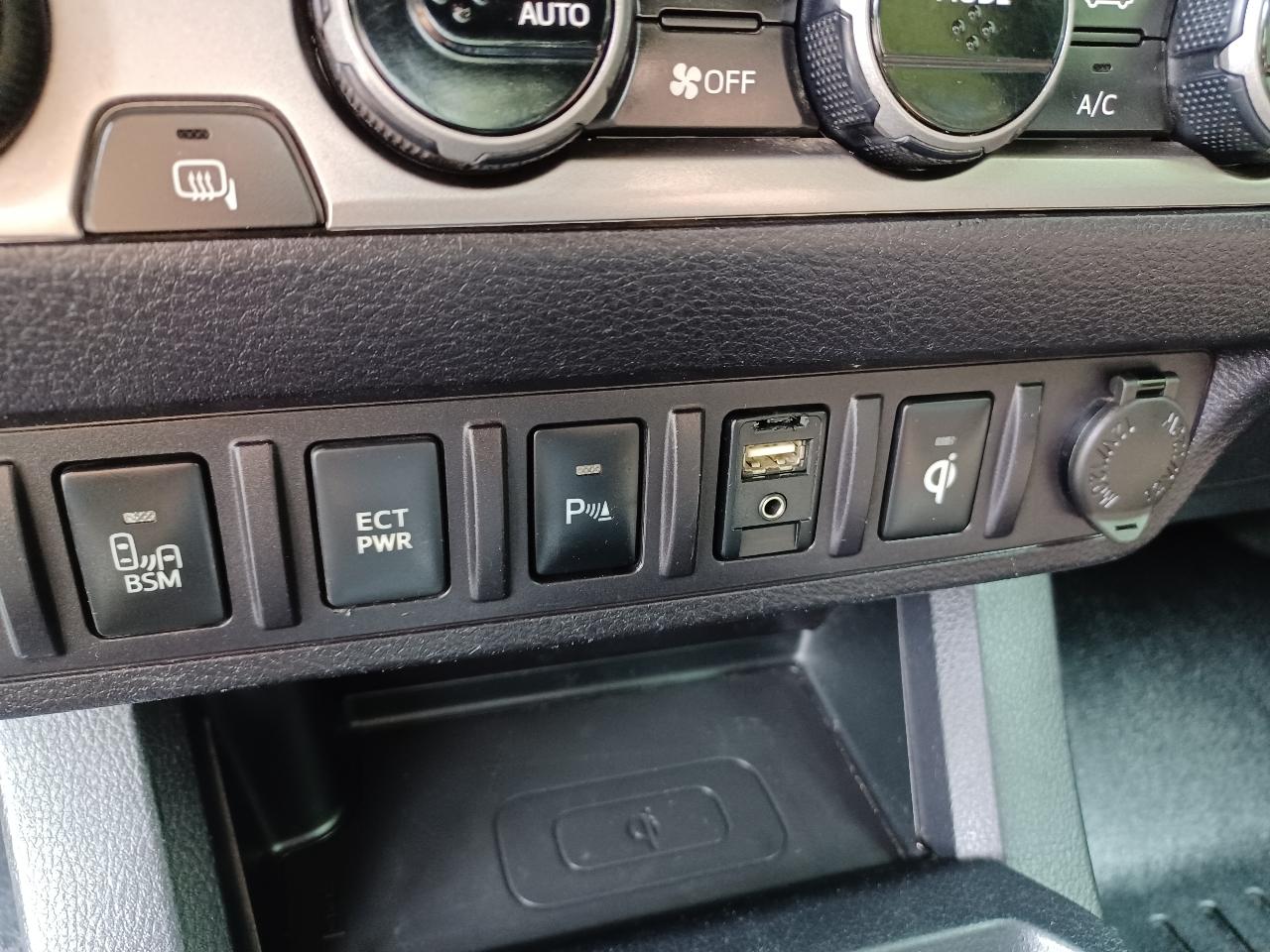 Toyota Tacoma Limited Double Cab V6 6AT 4WD 2017