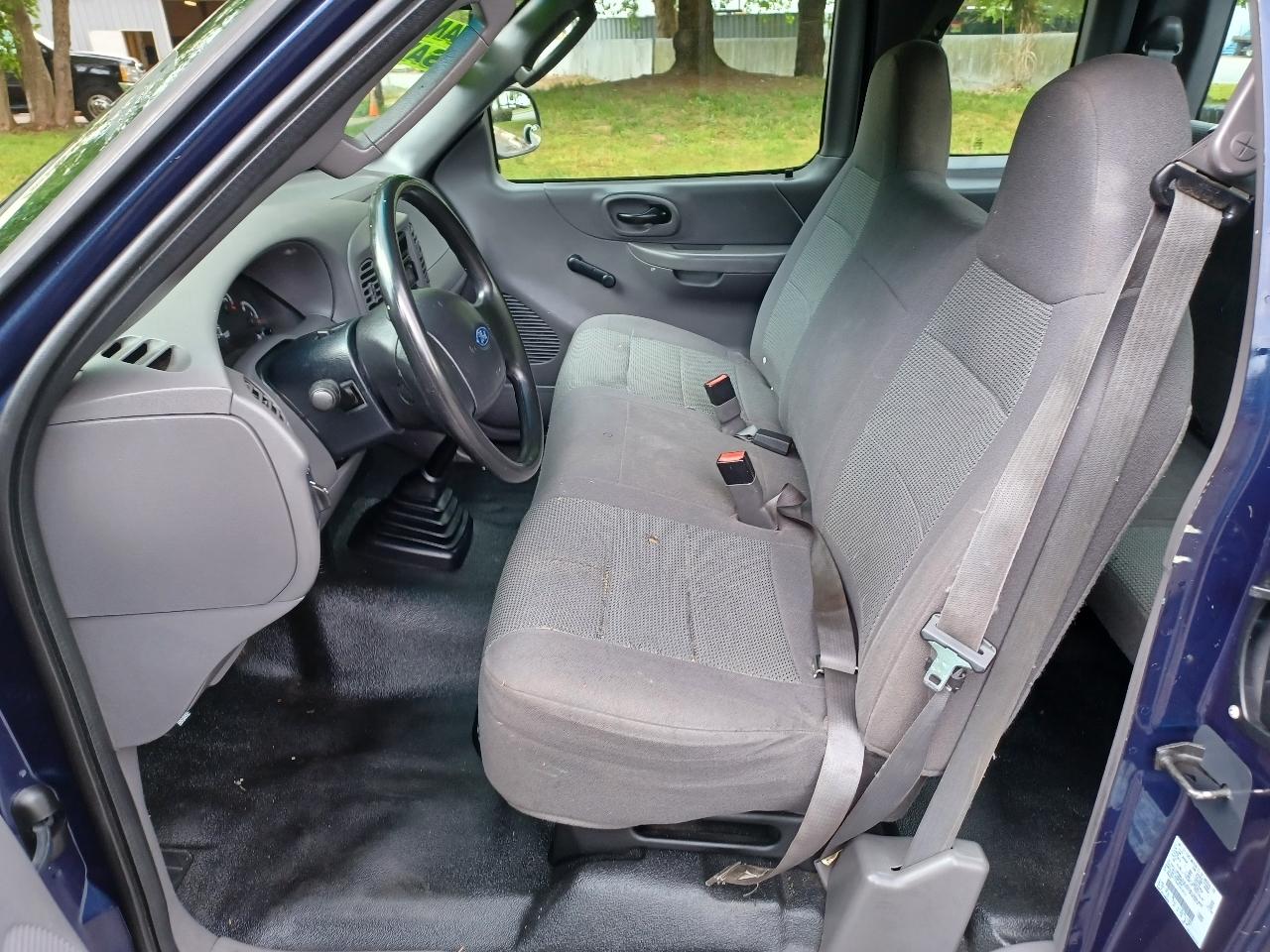 Ford F-150 Heritage XLT SuperCab Long Bed 2WD 2004