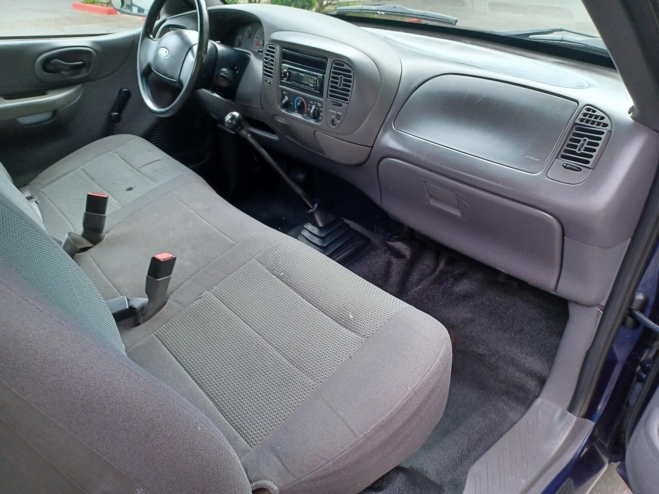 Ford F-150 Heritage XLT SuperCab Long Bed 2WD 2004