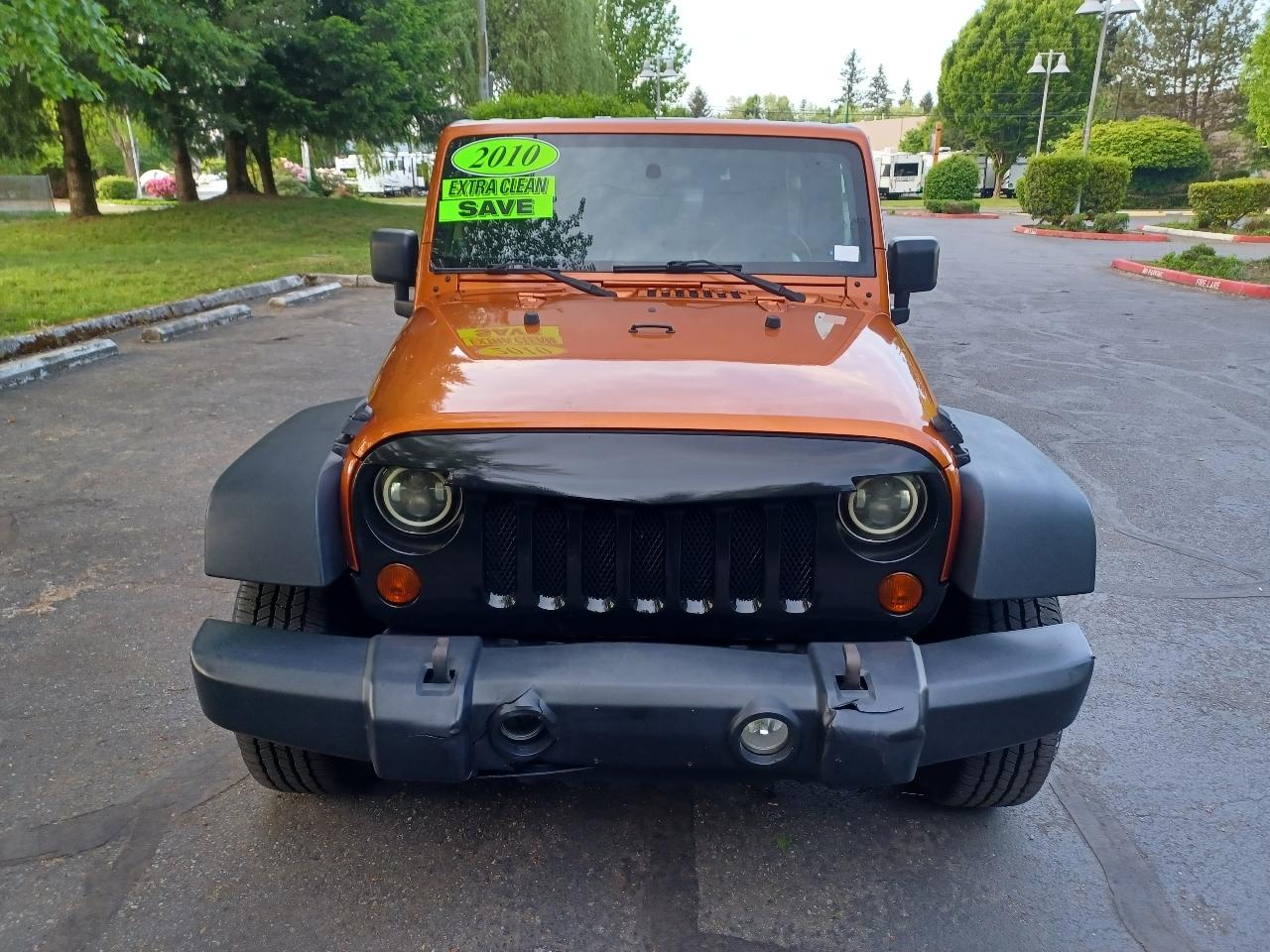 Jeep Wrangler Unlimited Sport RWD 2010