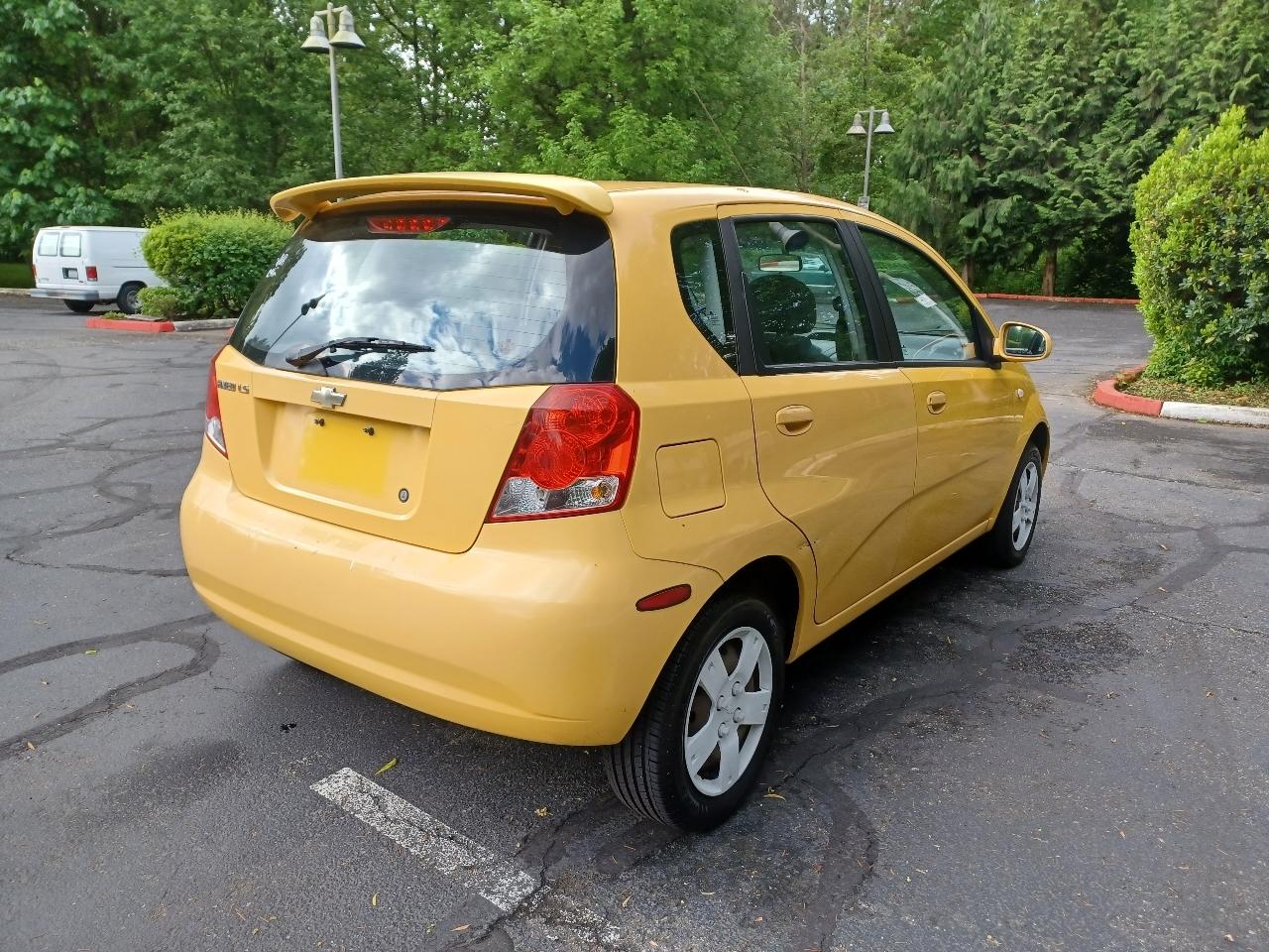 Chevrolet Aveo LS 5-Door 2006
