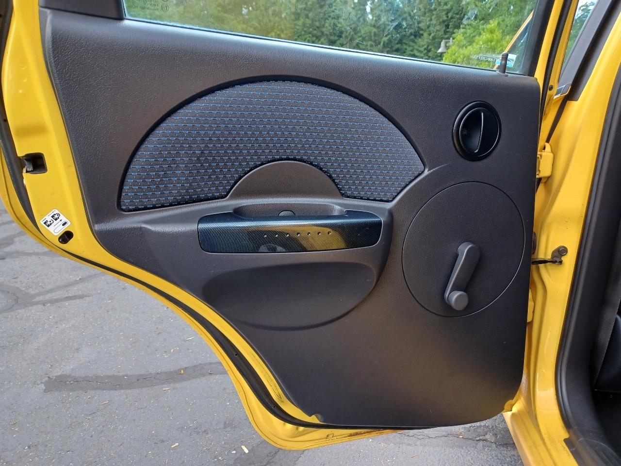 Chevrolet Aveo LS 5-Door 2006