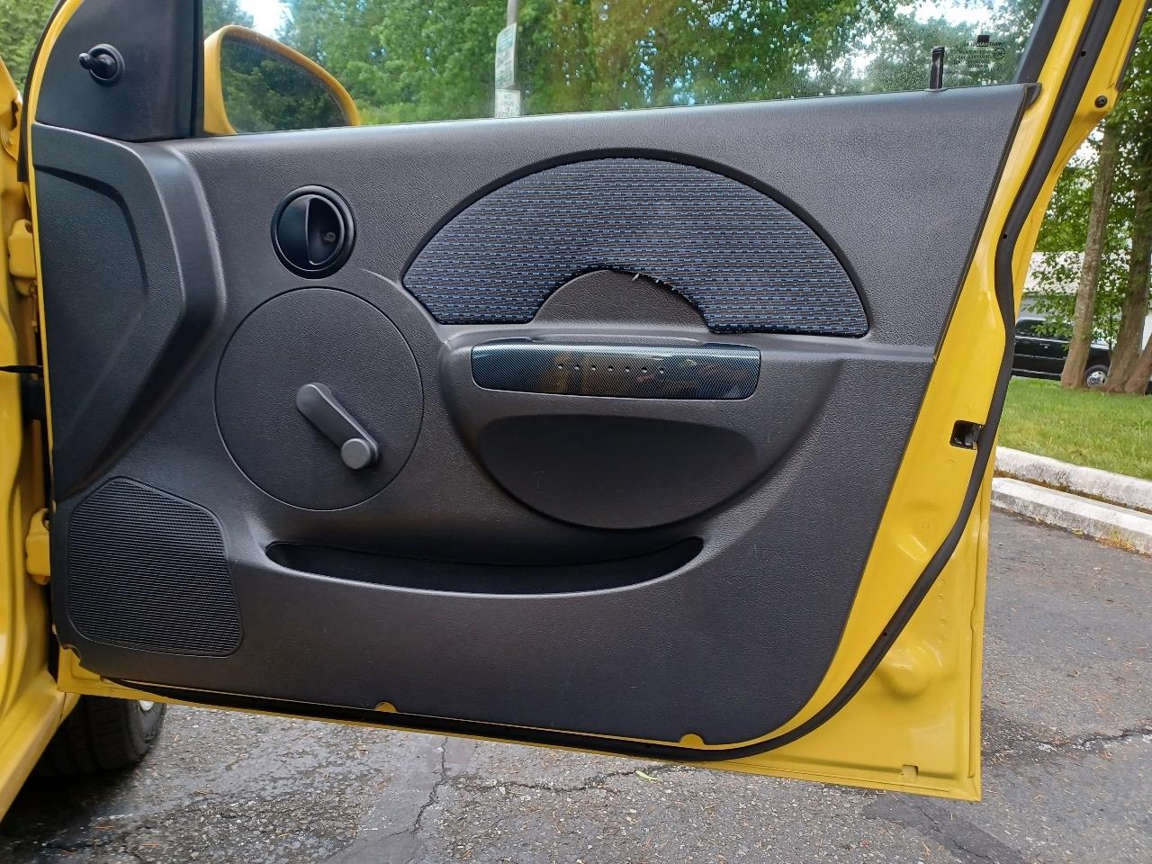 Chevrolet Aveo LS 5-Door 2006