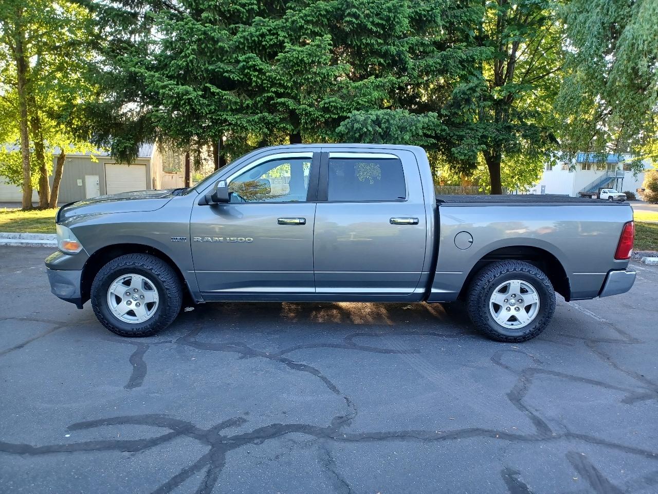 RAM 1500 Sport Crew Cab 4WD 2011