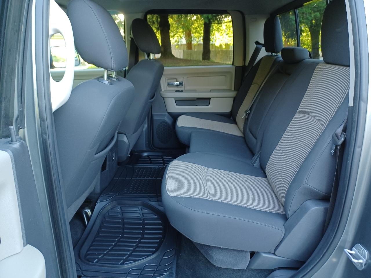 RAM 1500 Sport Crew Cab 4WD 2011