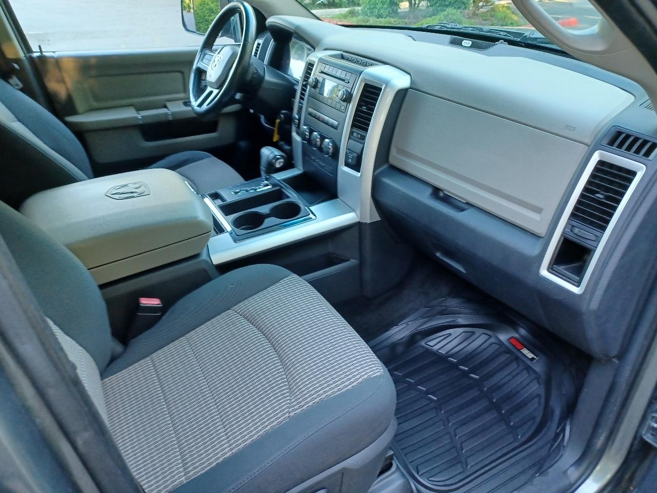 RAM 1500 Sport Crew Cab 4WD 2011