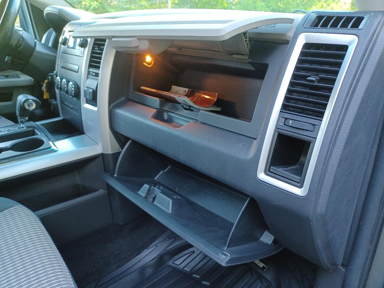 RAM 1500 Sport Crew Cab 4WD 2011
