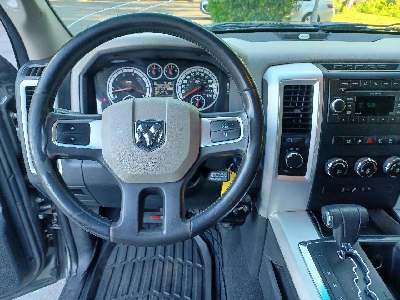 RAM 1500 Sport Crew Cab 4WD 2011
