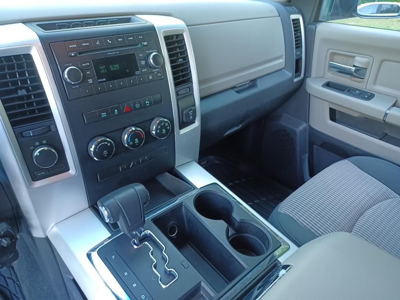 RAM 1500 Sport Crew Cab 4WD 2011