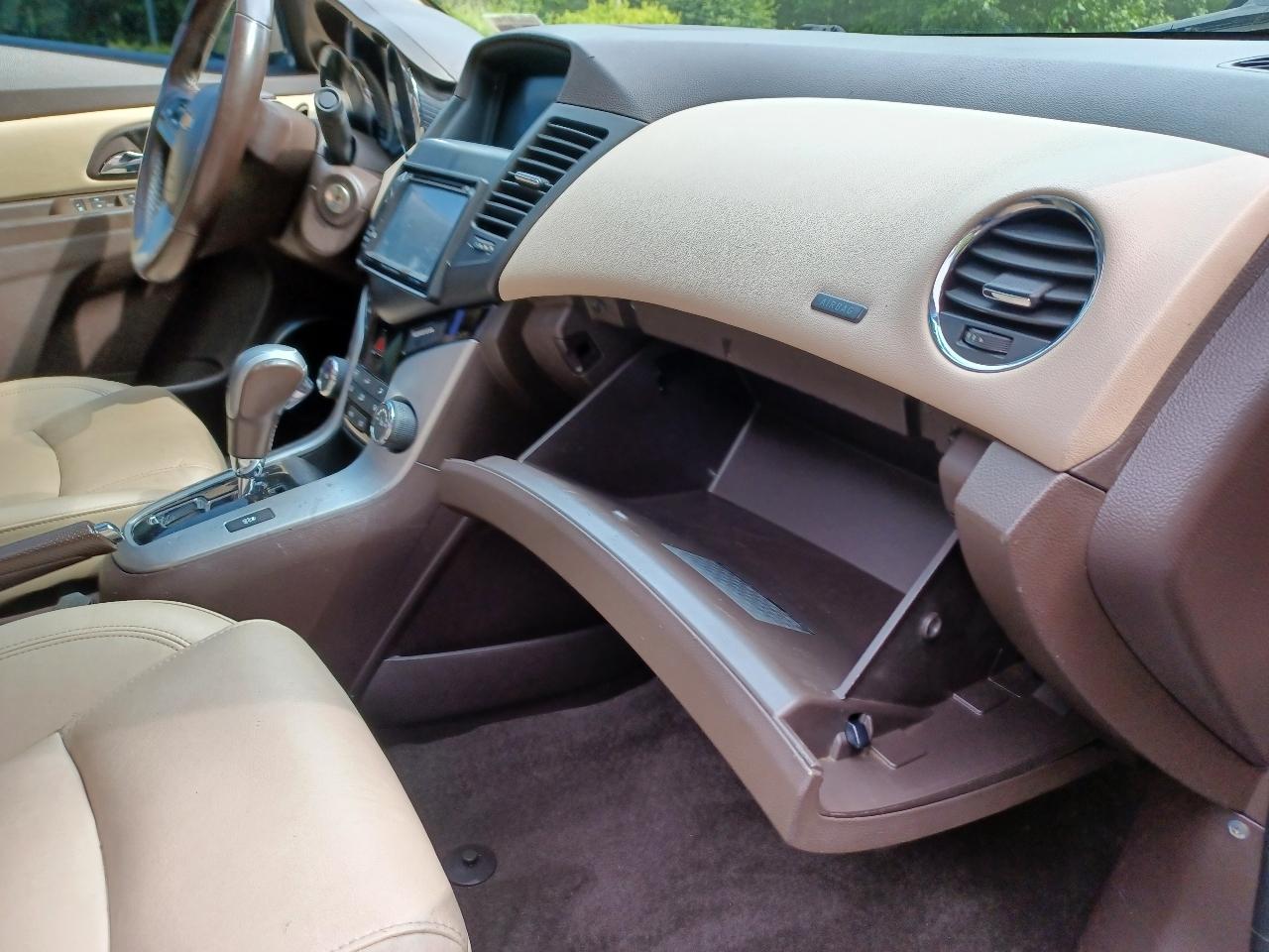 Chevrolet Cruze 2LT Auto 2014