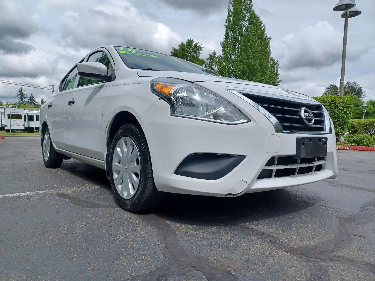 Nissan Versa 1.6 S 5M 2016