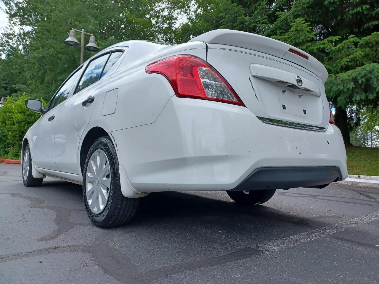 Nissan Versa 1.6 S 5M 2016