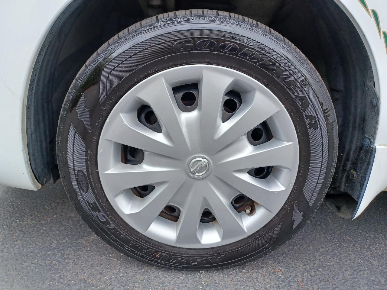 Nissan Versa 1.6 S 5M 2016