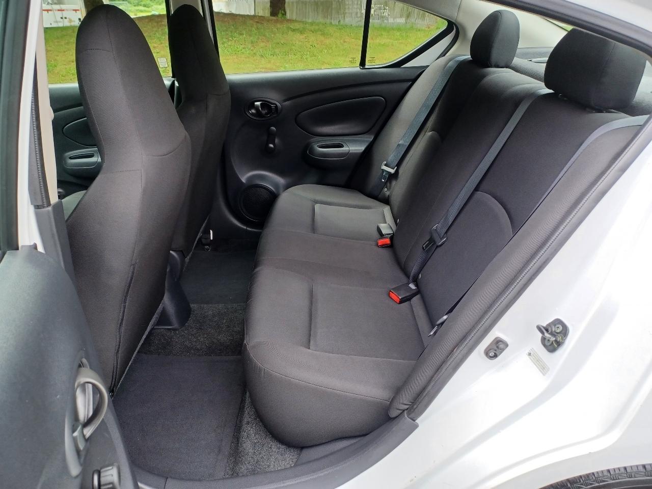 Nissan Versa 1.6 S 5M 2016