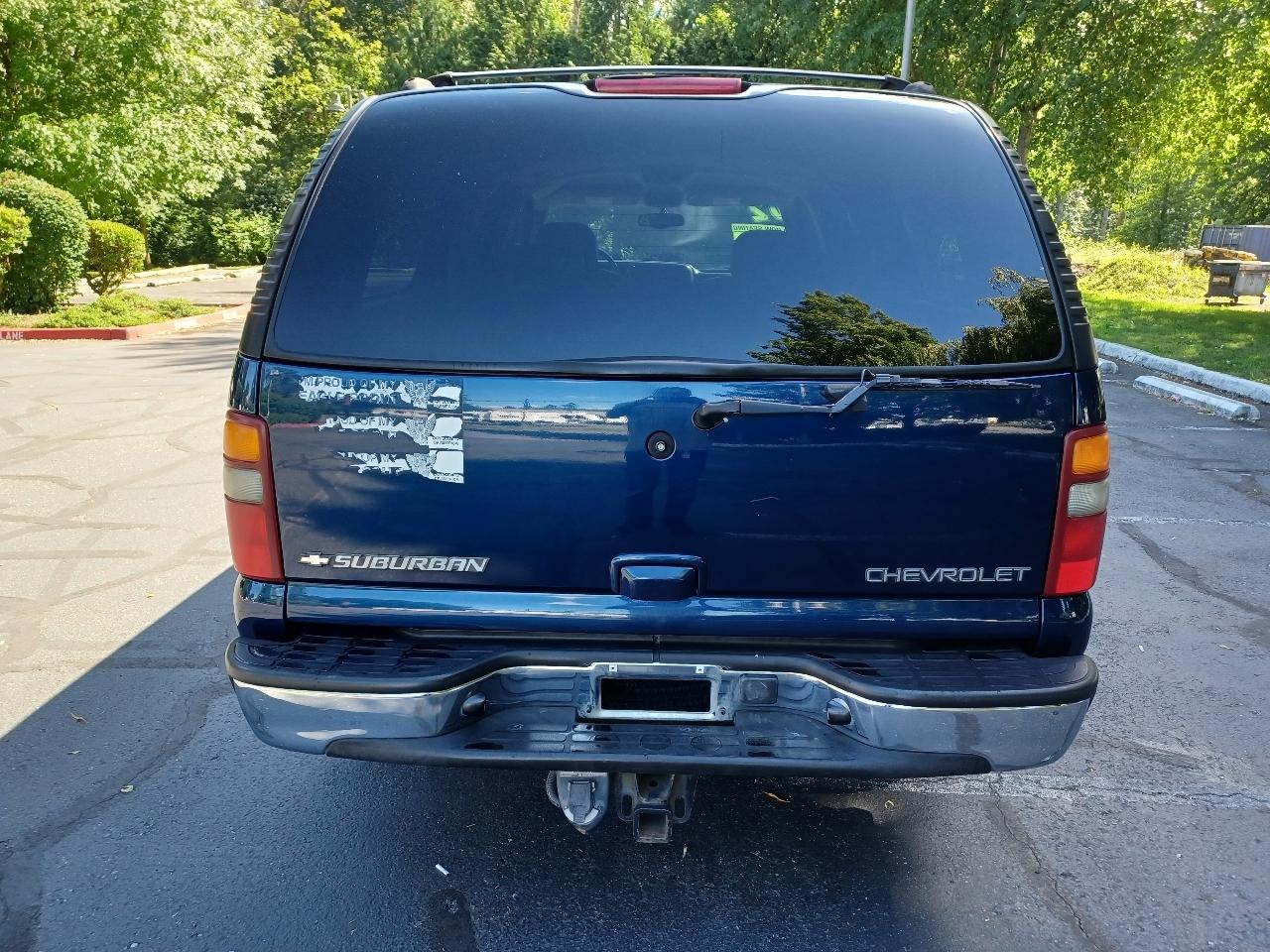 Chevrolet Suburban 1500 4WD 2002