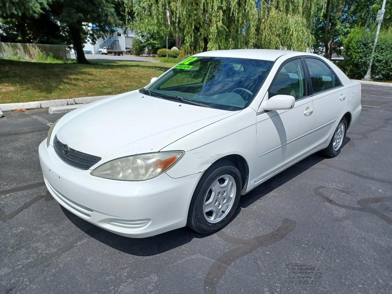 Toyota Camry XLE V6 2002