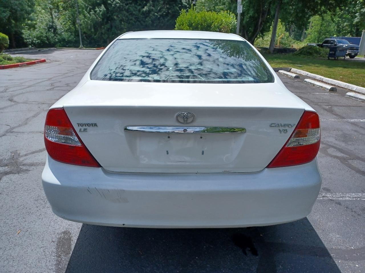 Toyota Camry XLE V6 2002