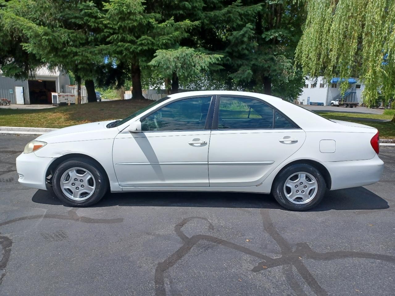Toyota Camry XLE V6 2002