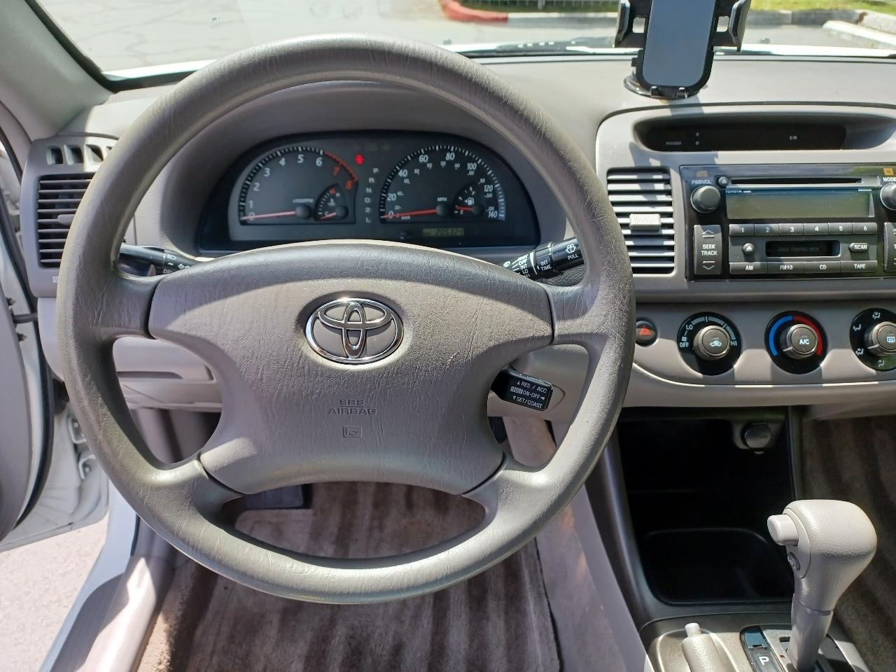 Toyota Camry XLE V6 2002