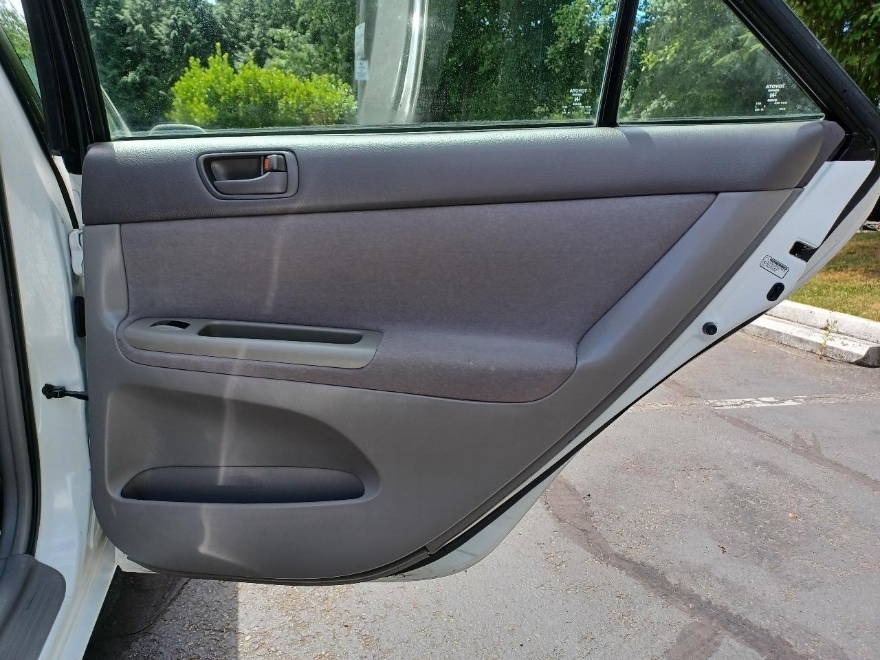 Toyota Camry XLE V6 2002