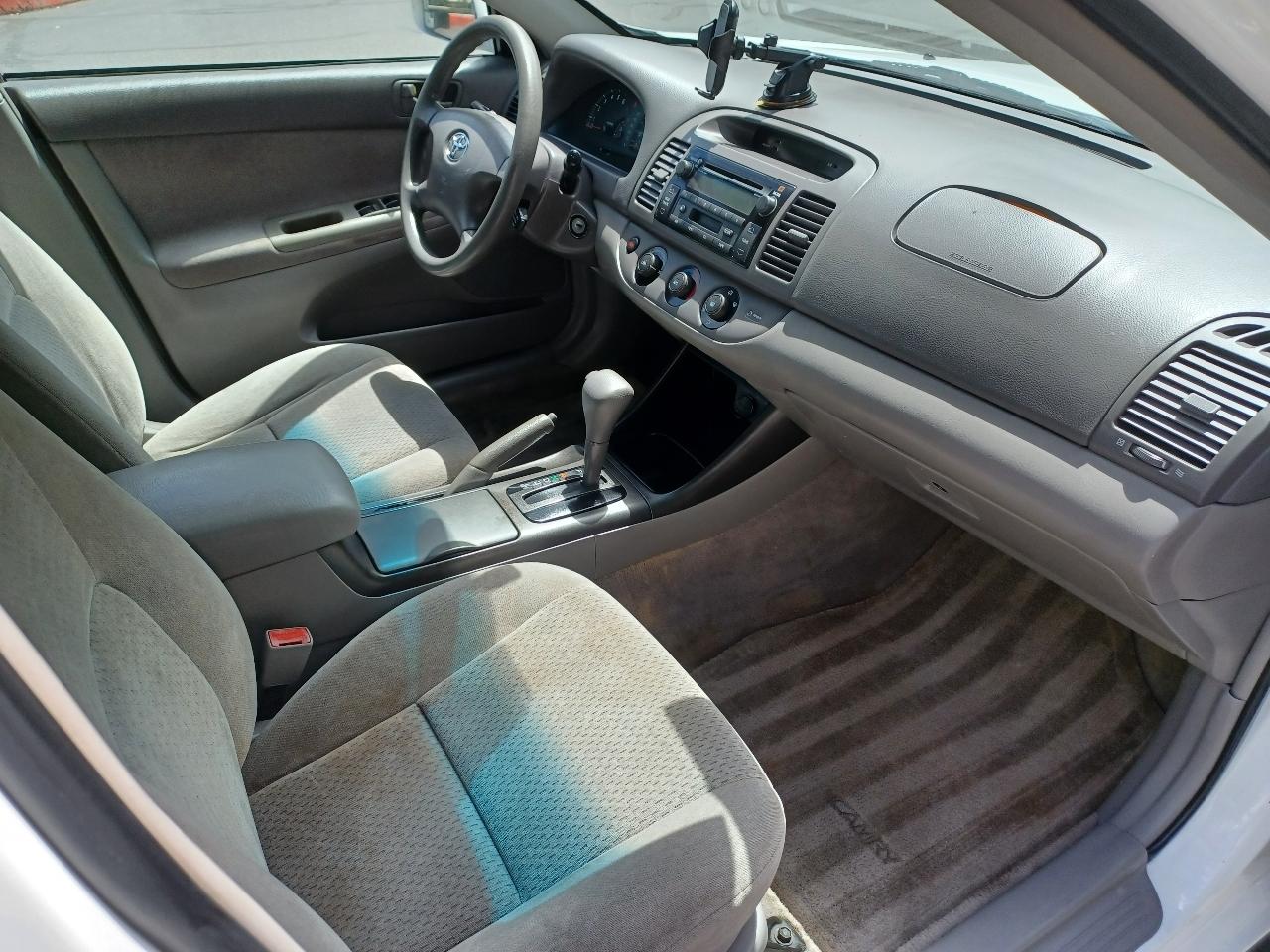 Toyota Camry XLE V6 2002