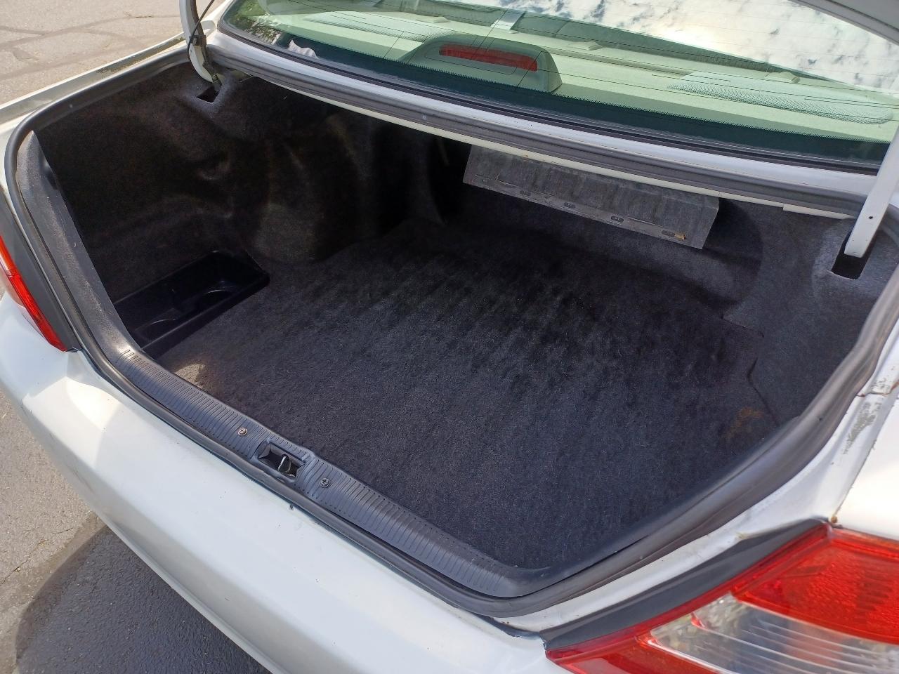 Toyota Camry XLE V6 2002