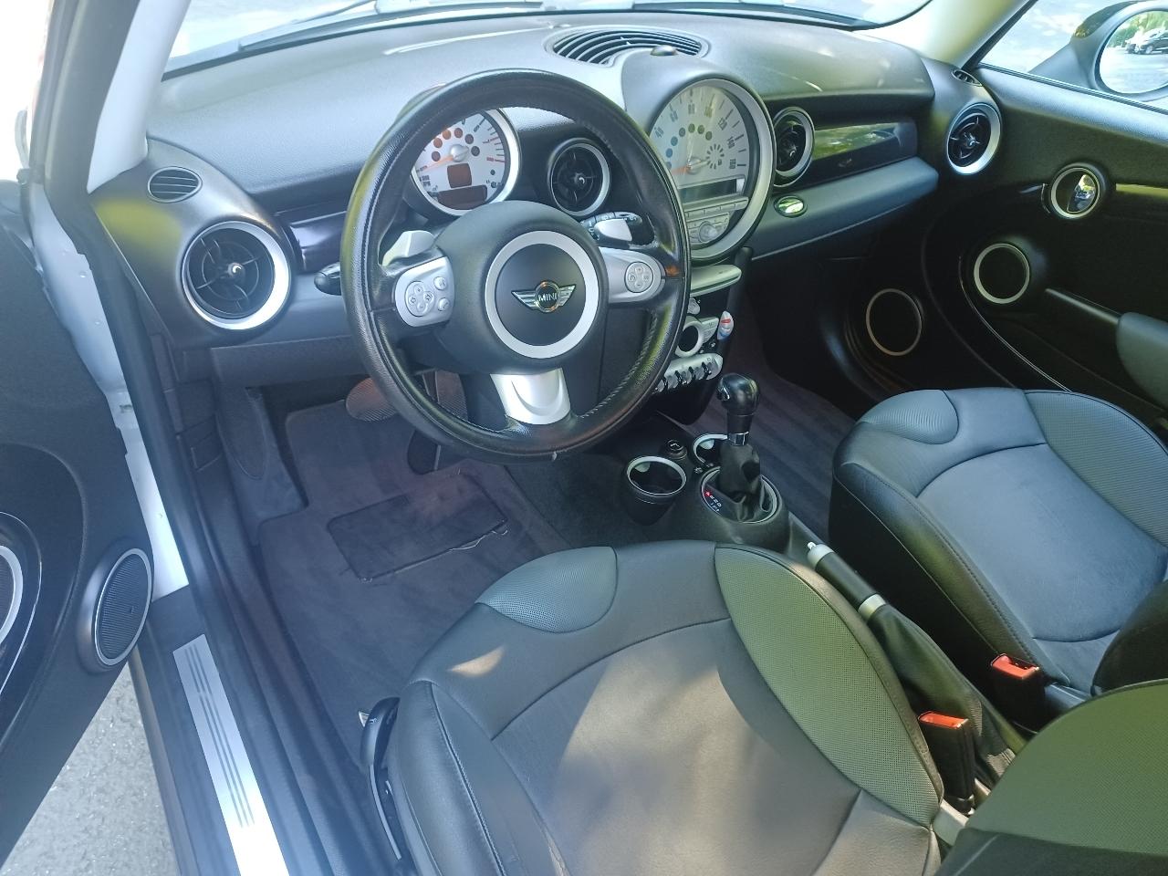 MINI Cooper Base 2009