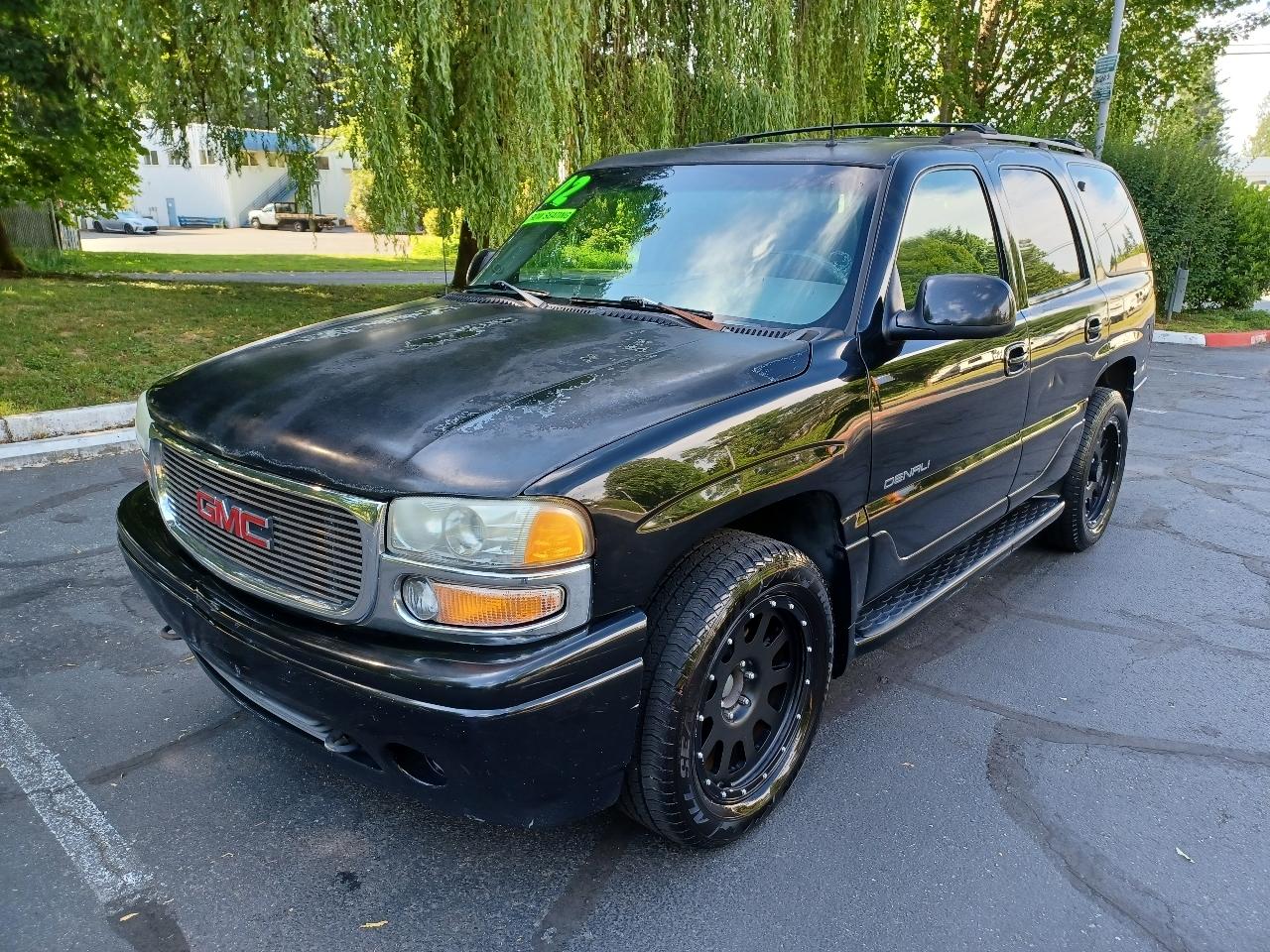 GMC Yukon Denali Base 2002