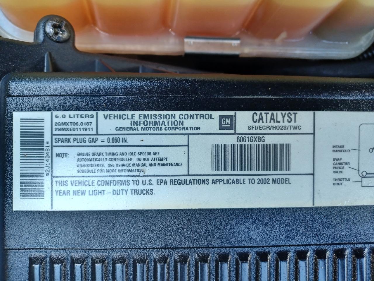 GMC Yukon Denali Base 2002
