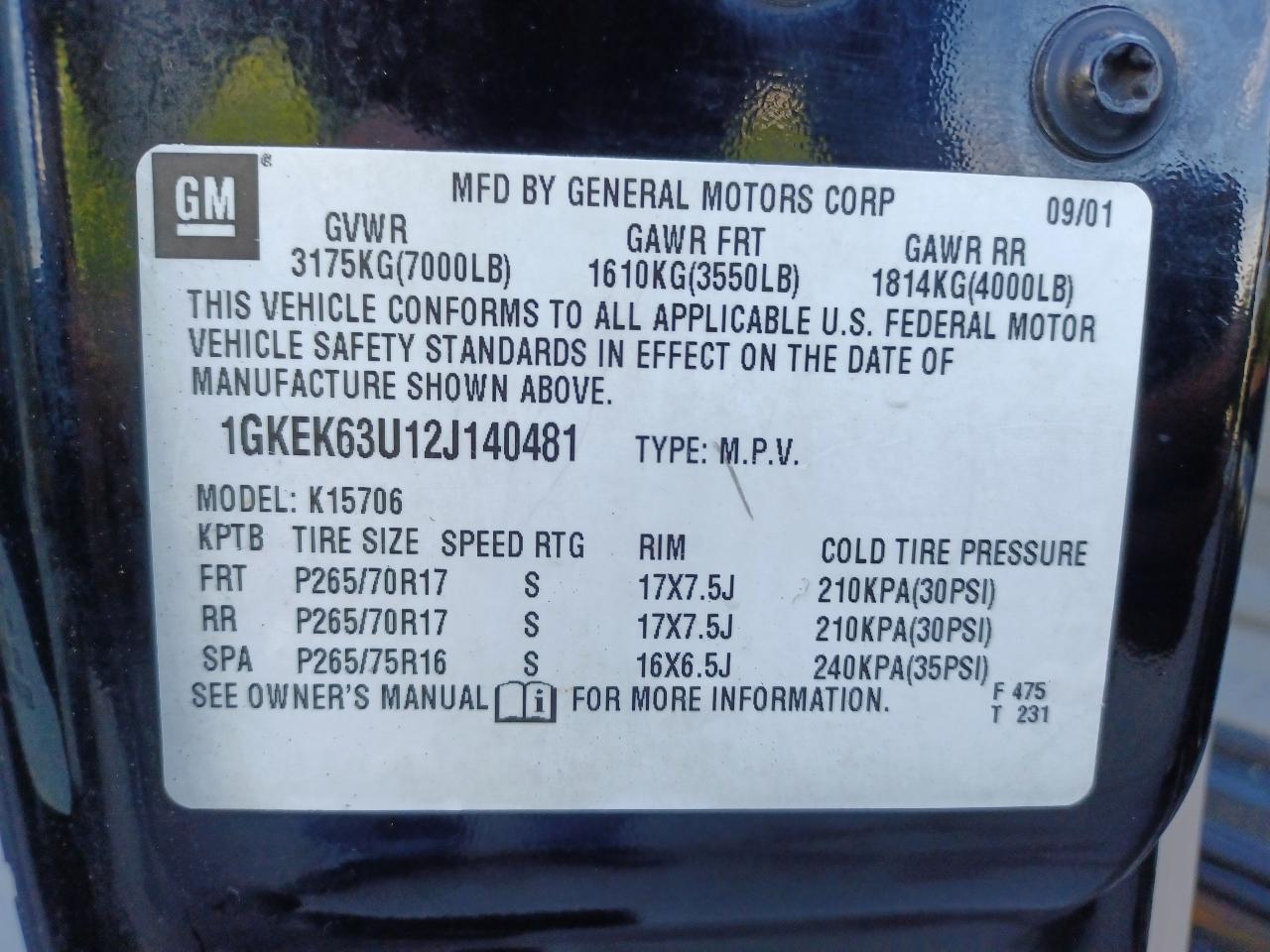 GMC Yukon Denali Base 2002